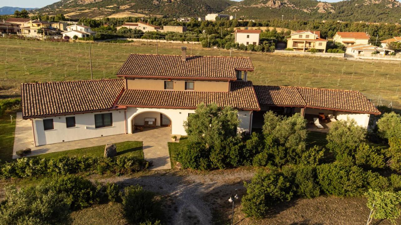 Agriturismo Sa Scalitta Carbonia Luaran gambar